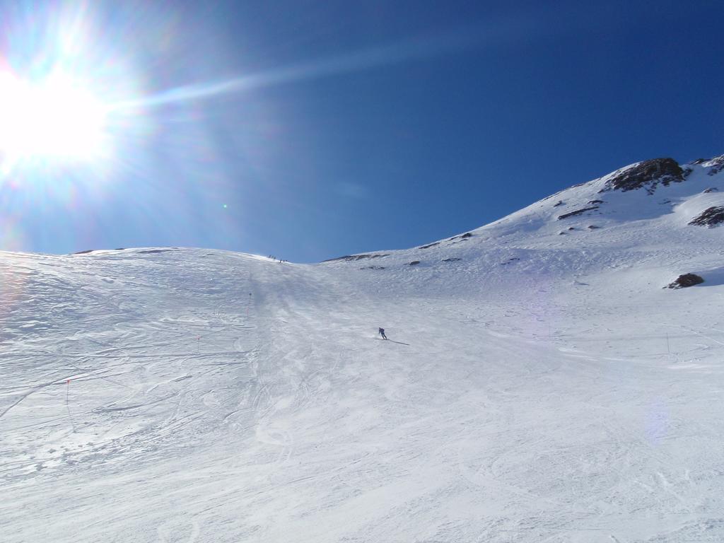 Madame Vacances Hotel Le Christina Alpe d'Huez Εξωτερικό φωτογραφία